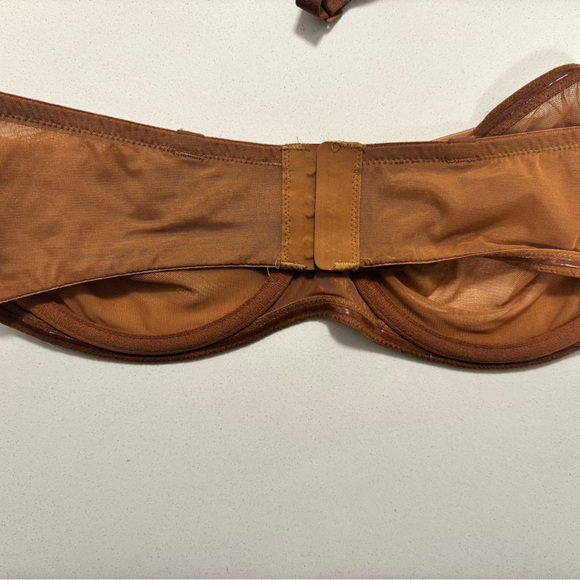 SKIMS Ultra Fine Mesh Convertible Strapless Underwire Bra in Bronze - Picture 6 of 7